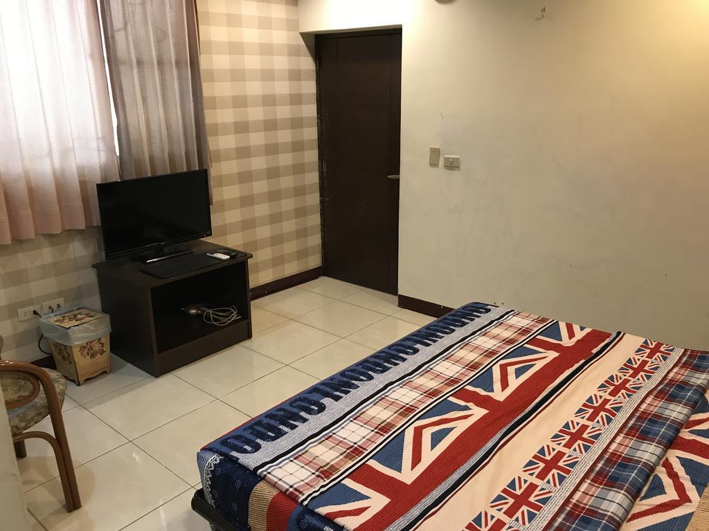 Hefeng Ting Homestay Heng-ch'un Exterior foto