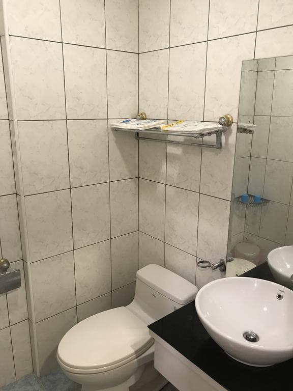 Hefeng Ting Homestay Heng-ch'un Exterior foto