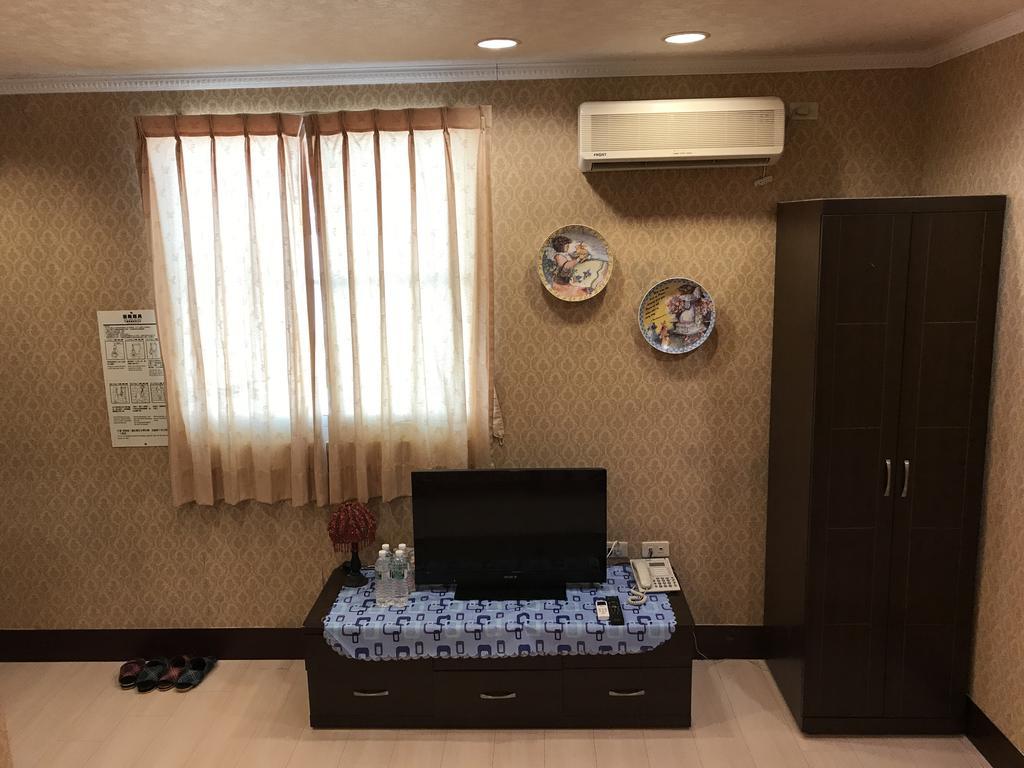 Hefeng Ting Homestay Heng-ch'un Exterior foto